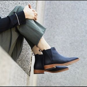 9 | Nisolo Everyday Chelsea Boot